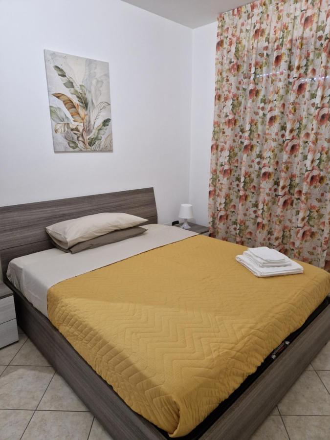 Flowers Apartment Villa Caldari Eksteriør billede